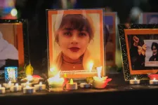 Letartóztatták az iráni erkölcsrendészet kezében meghalt 22 éves nő, Mahsza Amini nagybátyját