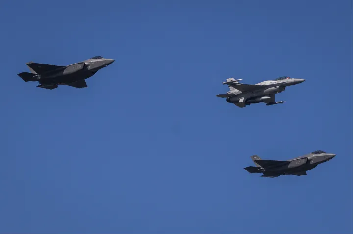 Az USA további F-16-os repülőgépeket küld a romániai NATO légi rendfenntartó misszió megerősítésére