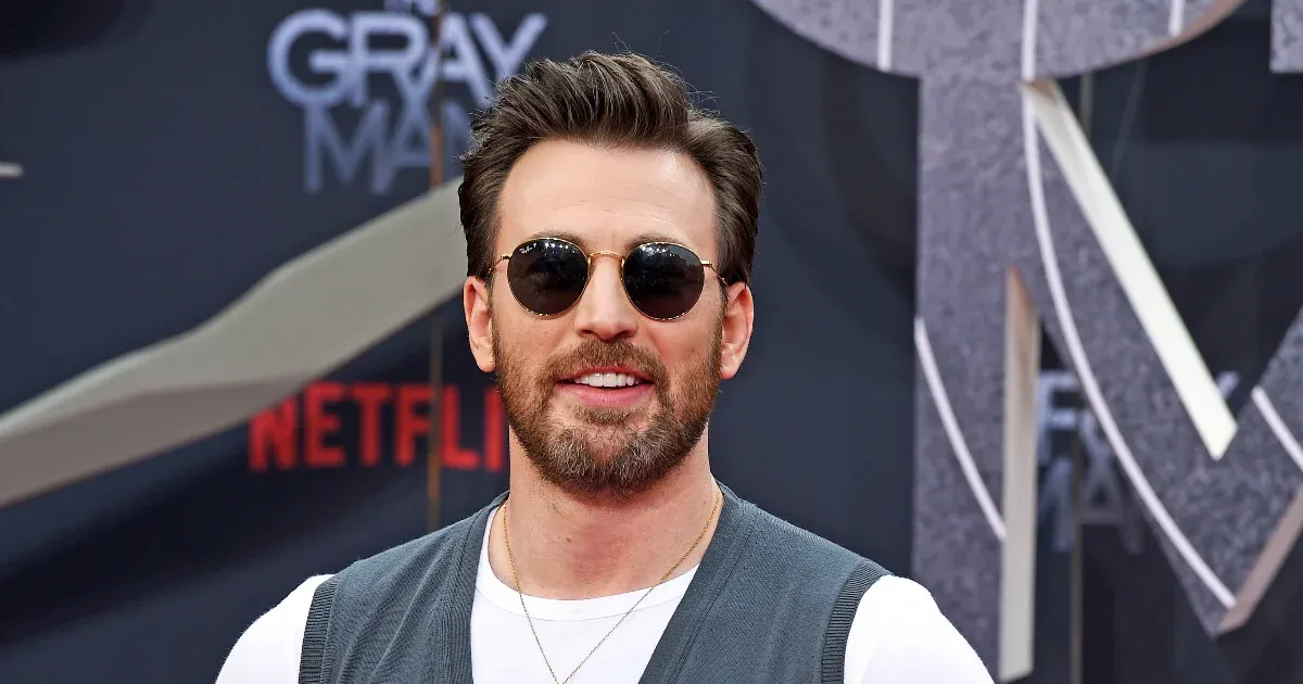 Megnősült Chris Evans, az Amerika Kapitány sztárja