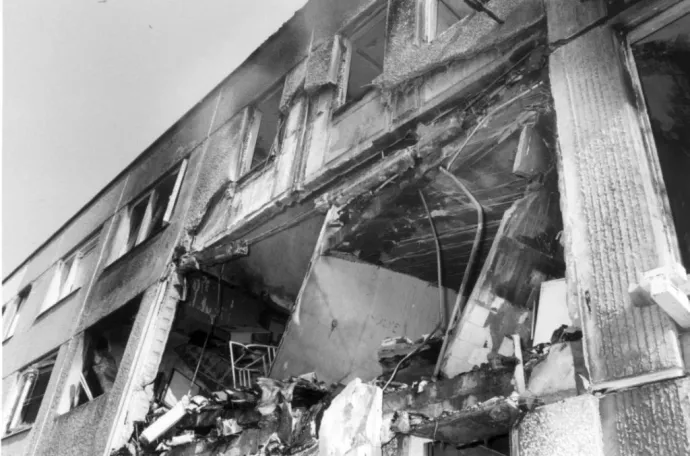 A 9. emeleti lakás homlokzati fala megsemmisült a robbanásban – Fotó: Fővárosi Katasztrófavédelmi Igazgatóság