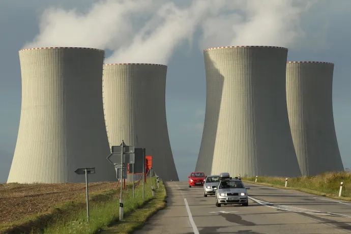 A csehországi VVER típusú Temelín atomerőmű hűtőtornyai – Fotó: Sean Gallup / Getty Images