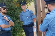Rendőrökkel érkező bírósági végrehajtó terelt ki egy egész budapesti középiskolát