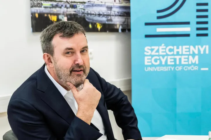 Palkovics László: Bölcs, ha nem Fidesz-káderekkel töltik fel az egyetemi kuratóriumokat
