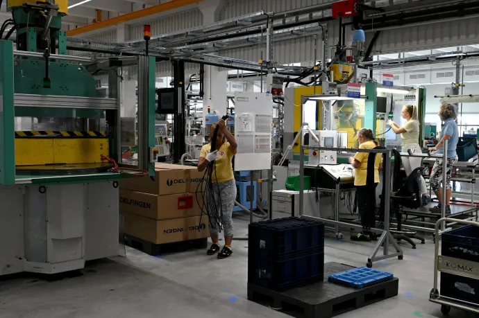 Júliusban 2,6 százalékkal csökkent az ipari termelés