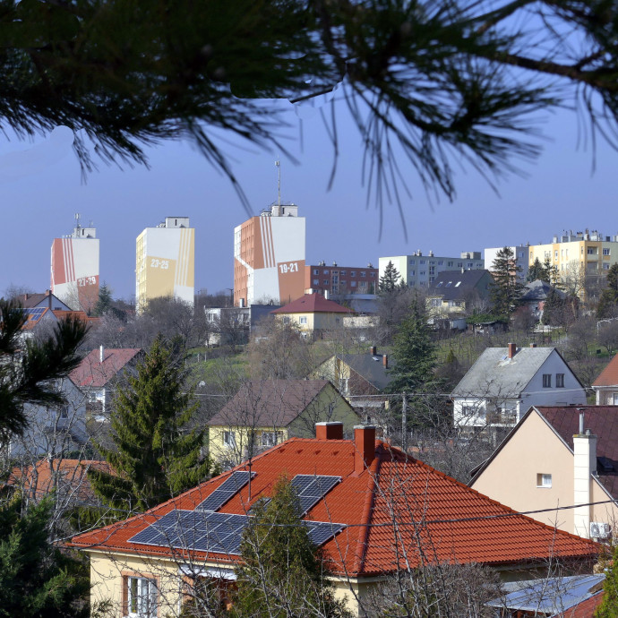 Dzsungellé vált a napelemes szabályozás, nehezebb lesz az érdekvédelem