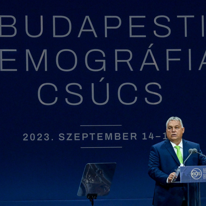 Több mint 200 milliárd forintba kerülne a háromgyerekes anyák szja-mentessége