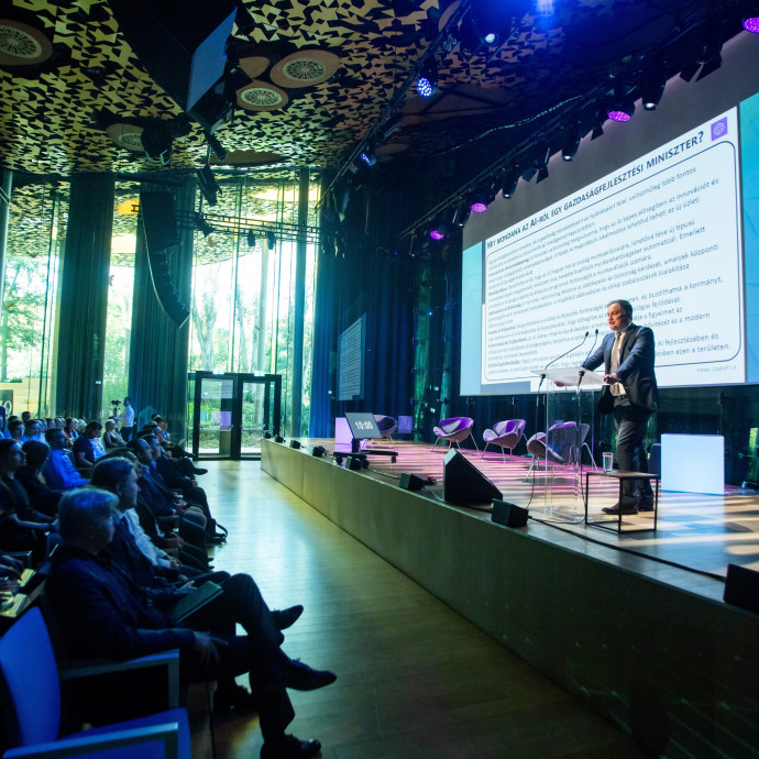 Eddig tartott a kormány gazdasági optimizmusa