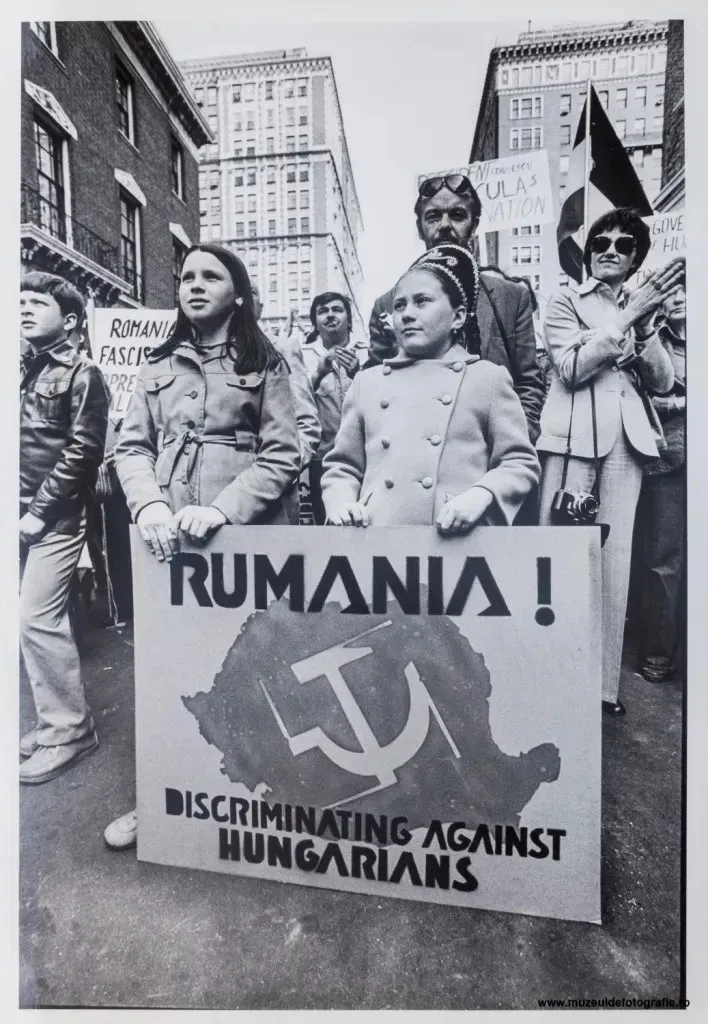 Az 1976-os New York-i tüntetés – Fotó: Brian Alpert / Keystone / Forrás: Muzeul de fotografie