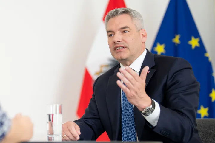 Ausztria fenntartja a Bulgária és Románia schengeni csatlakozása elleni vétót