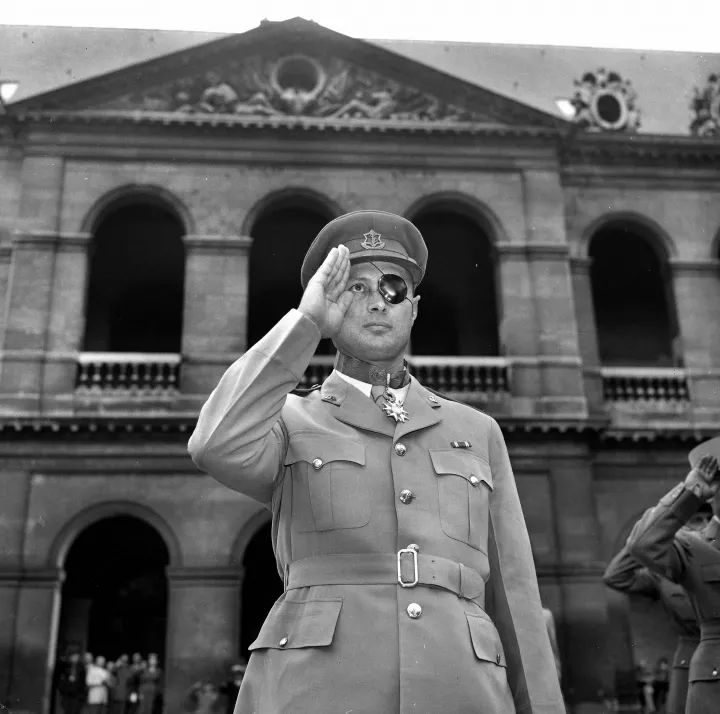 Móse Daján izraeli katonai vezető és politikus 1954-ben – Fotó: Collection Roger-Viollet / AFP