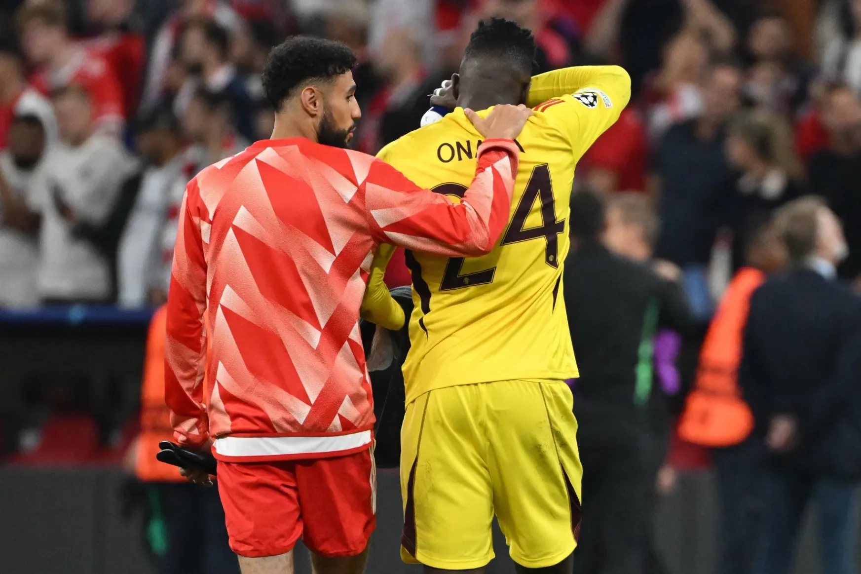 A BL-ben sem mászott ki a gödörből a Manchester United, de látványosan küzdött érte