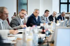 Orbán nem adott fizetésemelést a minisztereinek, az övé viszont nőtt