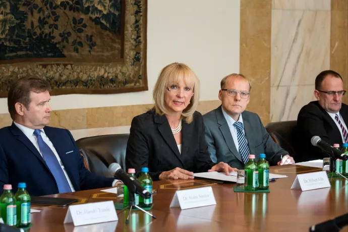 Kényszernyugdíj, lejárató kampányok: ezekről beszélt a bírói függetlenségért díjat kapó magyar bírói tanács