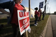 Nem közelítenek az álláspontok az amerikai autóipari dolgozók sztrájkjában