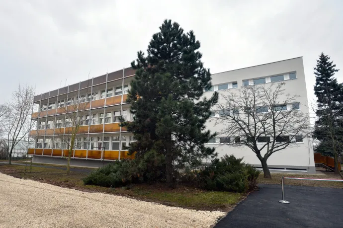 Bár tényleg van átszervezés, azt ígérik, hogy mindenkit ellátnak a kistarcsai kórházban