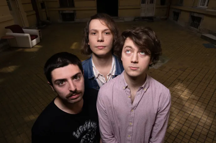 A Mi Hazánk Csák Jánost vonta kérdőre a Carson Coma zenekar állami támogatásai miatt