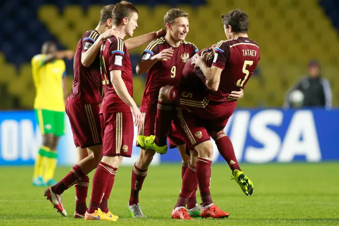Az UEFA nyitott az oroszok felé, az angolok és a lengyelek bojkottal fenyegetnek