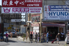 Duplázódott a kínaiak száma Magyarországon, az indiaiak száma ennél is nagyobb arányban nőtt