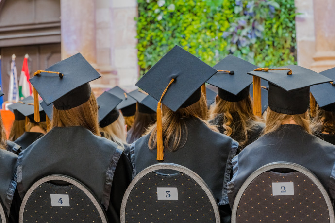 Budai kerületekben a 60 százalékot is meghaladja a diplomások aránya, 300 településen az 5 százalékot sem éri el