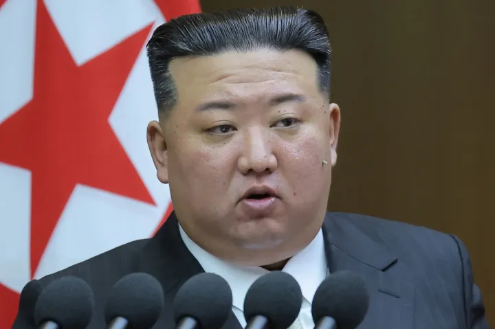 Észak-Korea beleírta az alkotmányába az atomprogramját
