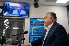 Orbán: Nem engedhetjük meg magunknak a nyugdíj-kiegészítést, de meg kell tennünk