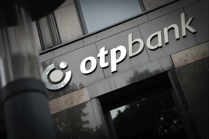 Ideiglenesen felfüggesztették az OTP-t a háborút támogató cégek ukrán listáján