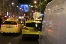 Taxióra átállítása miatt fogtak el két sofőrt a Budapest belvárosában tartott hétvégi razzián