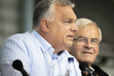 Orbán Viktor tarthatja Brüsszelben a zsákot, a Bizottság heteken belül engedhet a költségvetés blokkolásával fenyegető magyar kormánynak