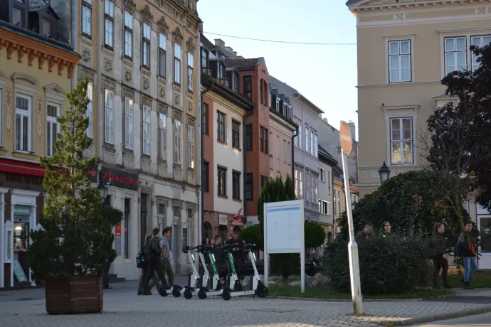 Neonáci gyűlés Sopronban: most mindenki gyanús, aki bakancsban van