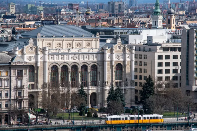 Német tüzérségi lövedékeket találtak a Vigadó tér előtt a Dunában