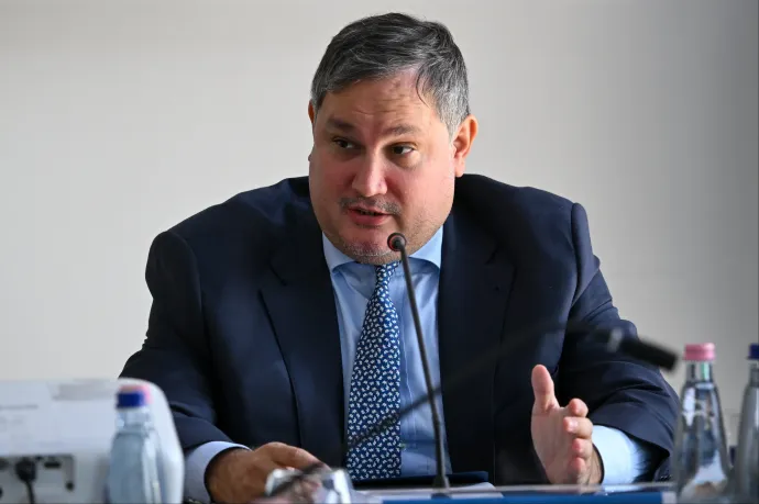 Életbe lépett az önkéntes kamatplafon az új lakossági és vállalkozói hiteleknél