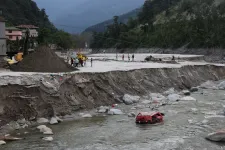 Már 74 halálos áldozata van az indiai Himalájában az áradásoknak