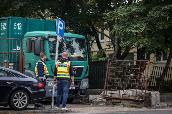 Őrizetbe vették a XX. kerületi általános iskolánál halálos balesetet okozó teherautó-sofőrt
