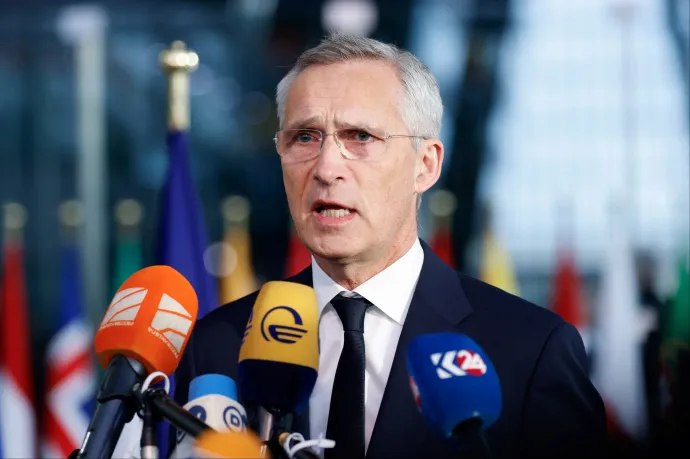 Stoltenberg: A NATO elsősorban légvédelemmel támogatja Ukrajnát