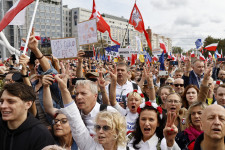 A szélsőjobb lesz a királycsináló, vagy Lengyelország visszatér a Nyugat kebelébe?