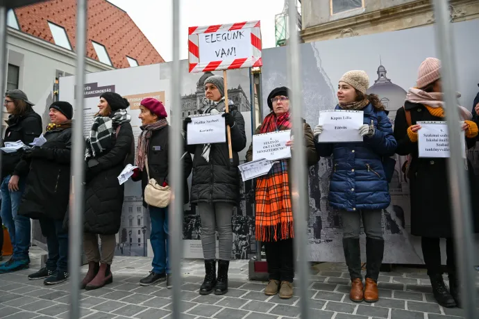 Publicus: A szülők több mint fele érzi a tanárhiányt