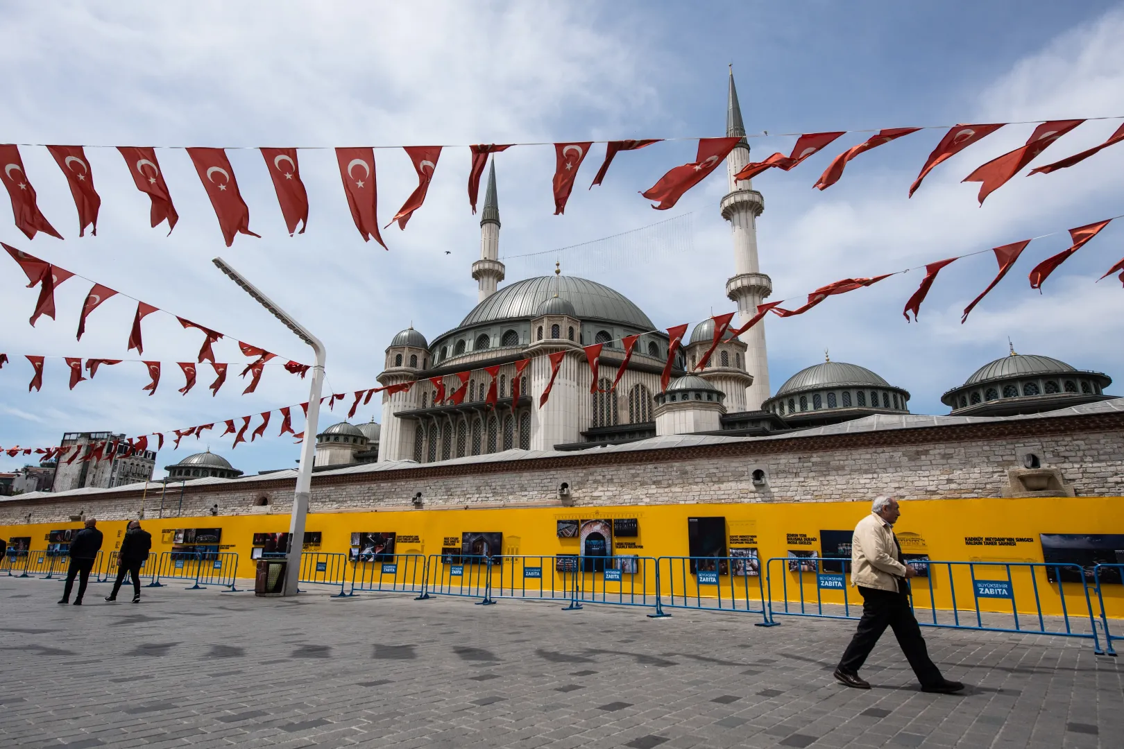 A Taksim Mecset Isztambulban – Fotó: Bődey János / Telex