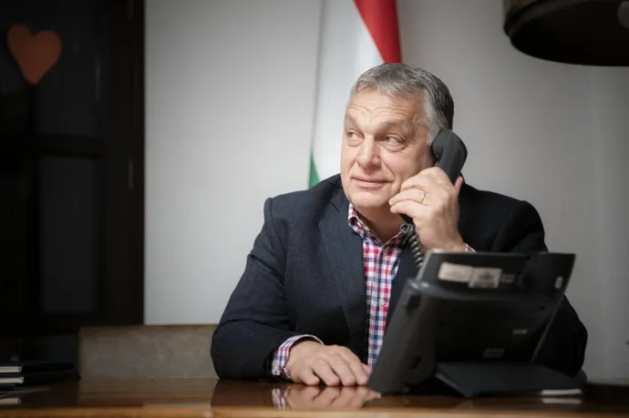 Orbánt régóta érdekli a távközlés – Forrás: miniszterelnok.hu