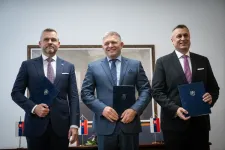 Szlovák kormányalakítás: Aláírták a koalíciós szerződést Ficóék