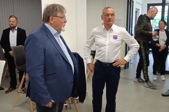 A „sportbarátság” jegyében találkozott először nyilvános eseményen Borkai Zsolt és a győri polgármester