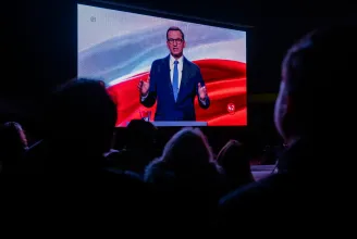 A lengyel közmédia műsorvezetője szerint durvább propagandát toltak a kampányidőszakban, mint a kommunizmus alatt