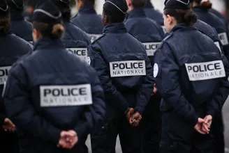 18 embert tartóztattak le a franciaországi bombariadó-hullám miatt