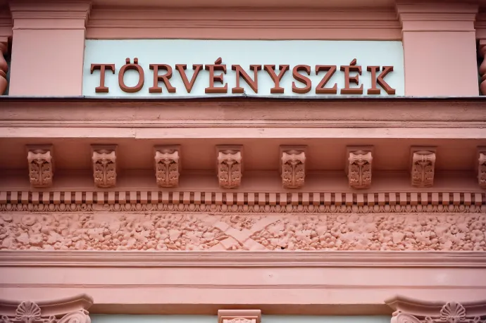 Indoklás nélkül lemondott egy debreceni bíró, törölték a nevét a nyilvántartásból