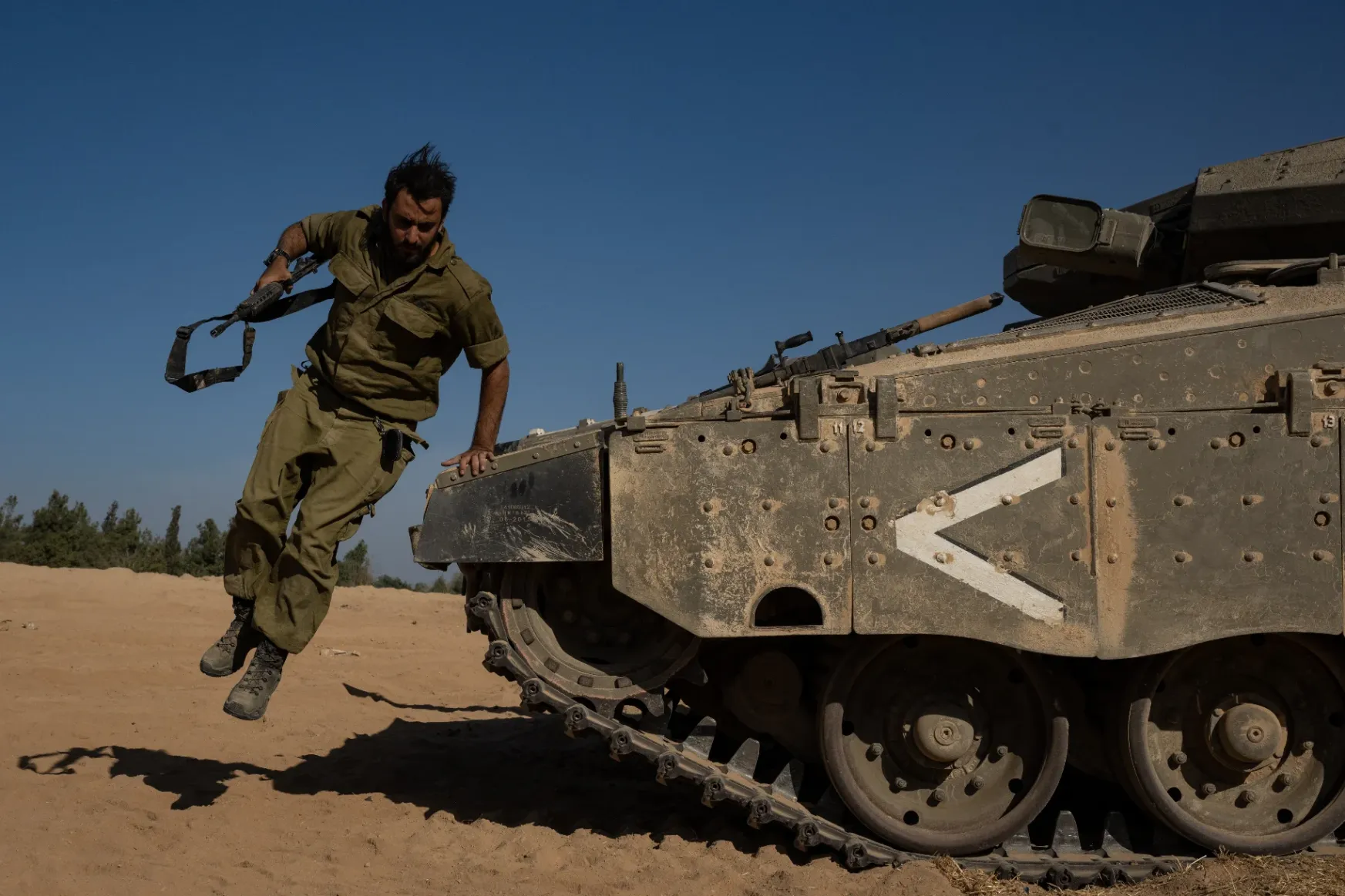 Izrael új szintre emeli a gázai légioffenzívát