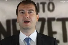 <em>Gattyán</em> pártja ünnepi videójában jelentette be, hogy indul az EP-választáson