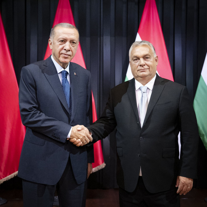 Az életszínvonal tíz százalékát bukjuk a populizmussal