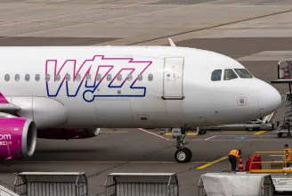 Vizsgálja a GVH, miért nem engedte az ingyen becsekkolást a Wizz Air honlapja
