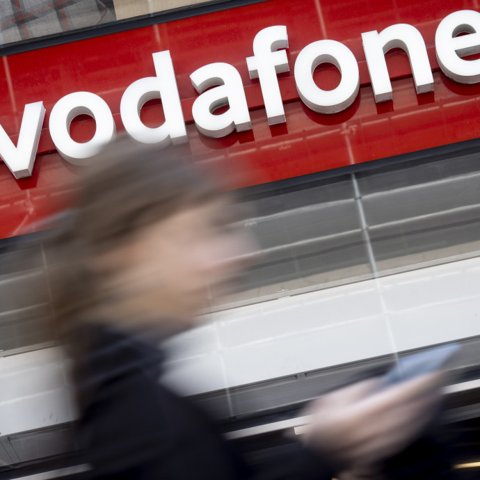 Magyarországon drágulnak legjobban a telefonszámlák, miután az állam elkezdte uralni a piacot