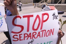 Több millió bevándorló érkezett tavaly az OECD-országokba, 40 százalékukat azonos ok motiválta a költözésre