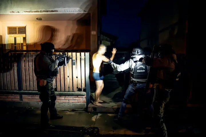 Prostituáltakat futtató családot fogott el a rendőrség Mezőtúron